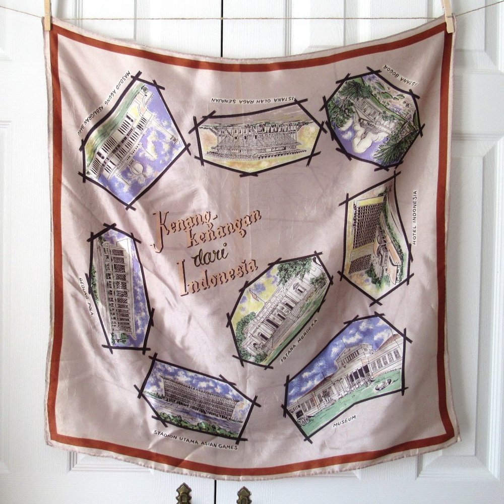 KENANG-KENANGAN dari INDONESIA Vintage Souvenir Scarf Istana Merdeka Silky